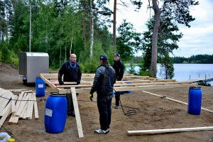 Valokuva: Vesikyppytornin rakentamista